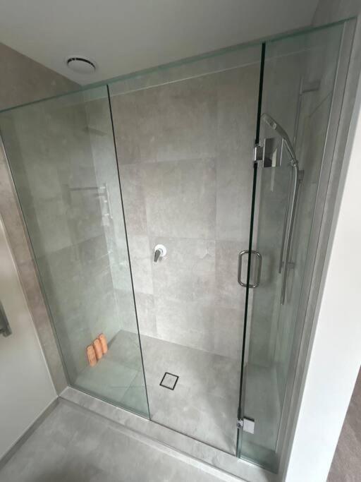 Luxury 2 Bedroom Hideout Near Cbd,Merivale Mall كريستتشيرش المظهر الخارجي الصورة